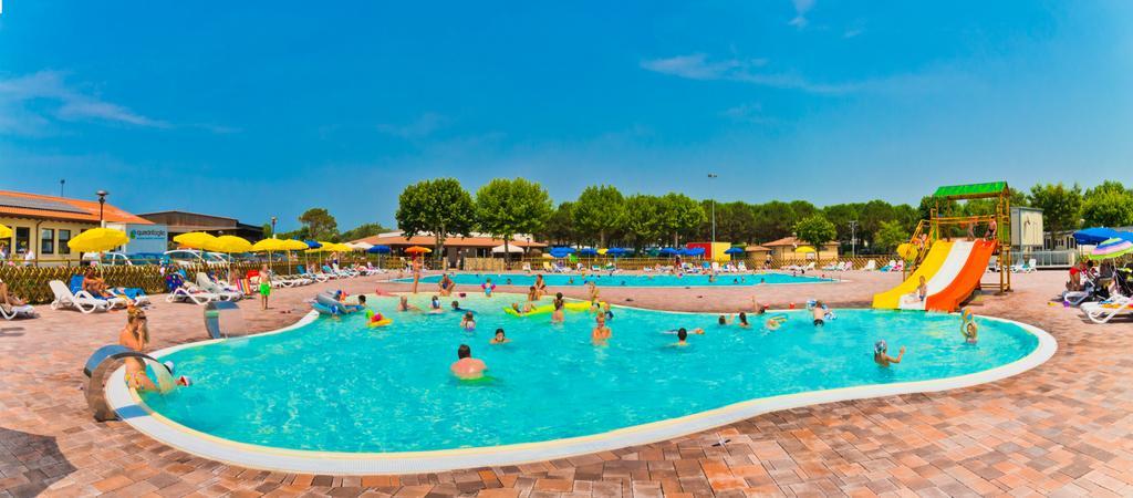 Campeggio Del Garda ペスキエーラ・デル・ガルダ エクステリア 写真