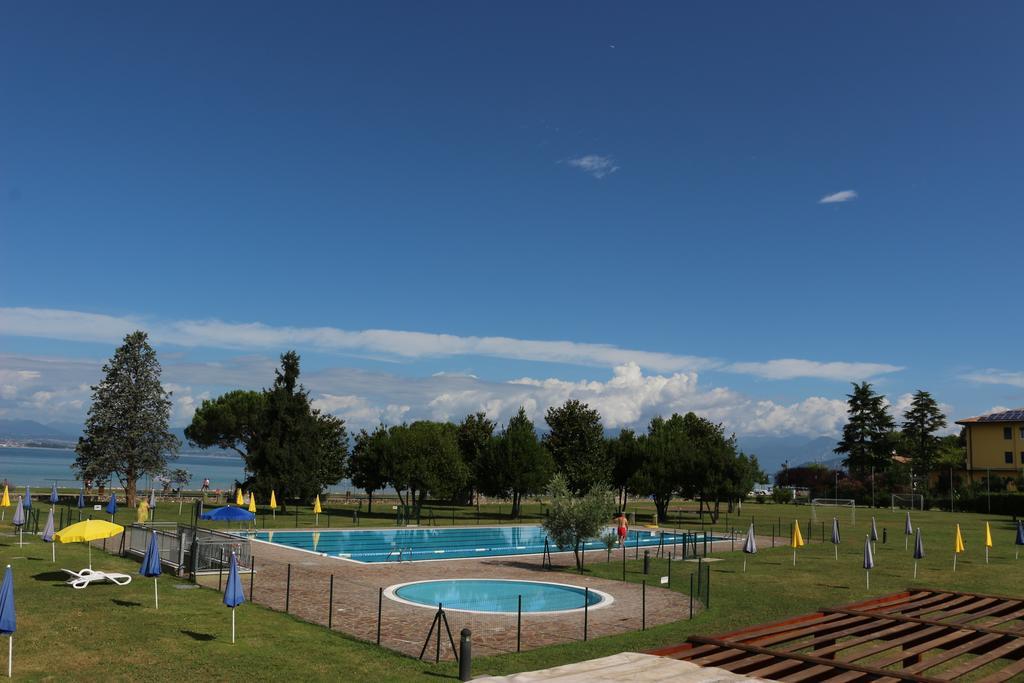 Campeggio Del Garda ペスキエーラ・デル・ガルダ エクステリア 写真